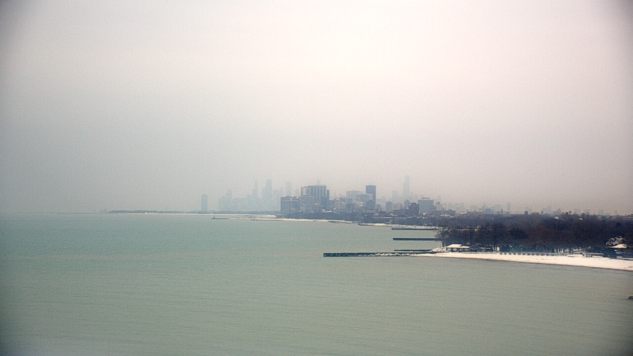 Thumbnail for current weather camera view from Northwestern University in Evanston, Illinois