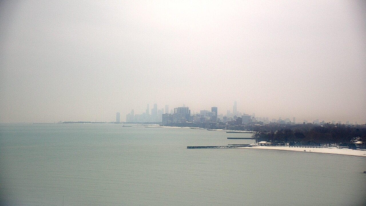 Thumbnail for current weather camera view from Northwestern University in Evanston, Illinois