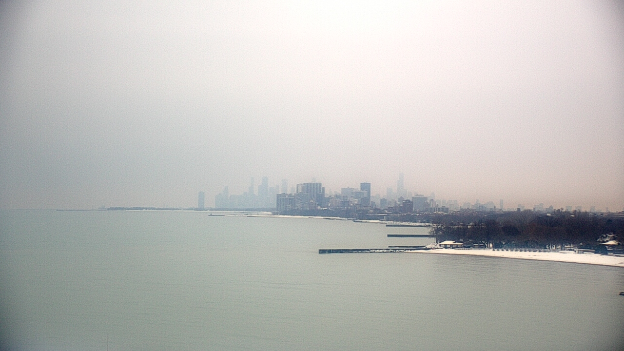 Thumbnail for current weather camera view from Northwestern University in Evanston, Illinois