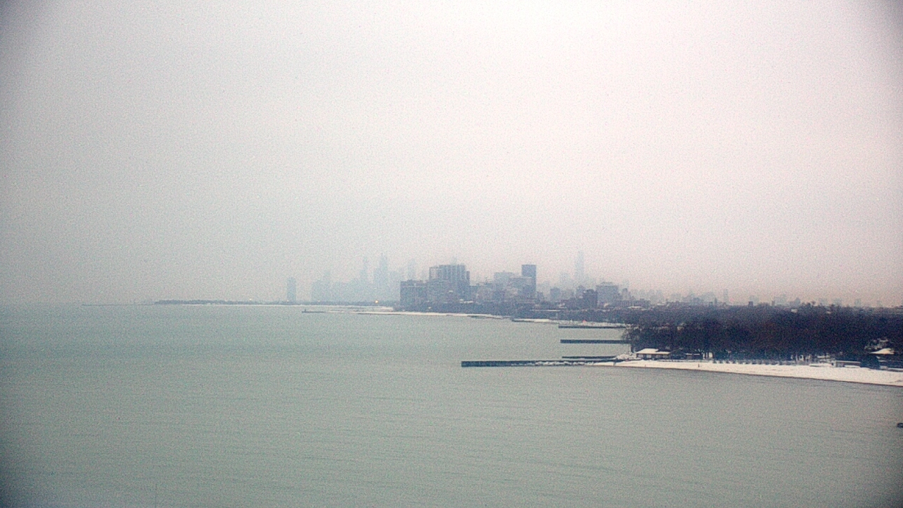 Thumbnail for current weather camera view from Northwestern University in Evanston, Illinois