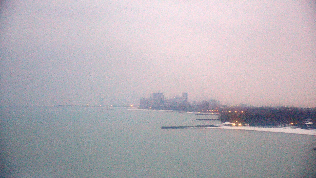 Thumbnail for current weather camera view from Northwestern University in Evanston, Illinois