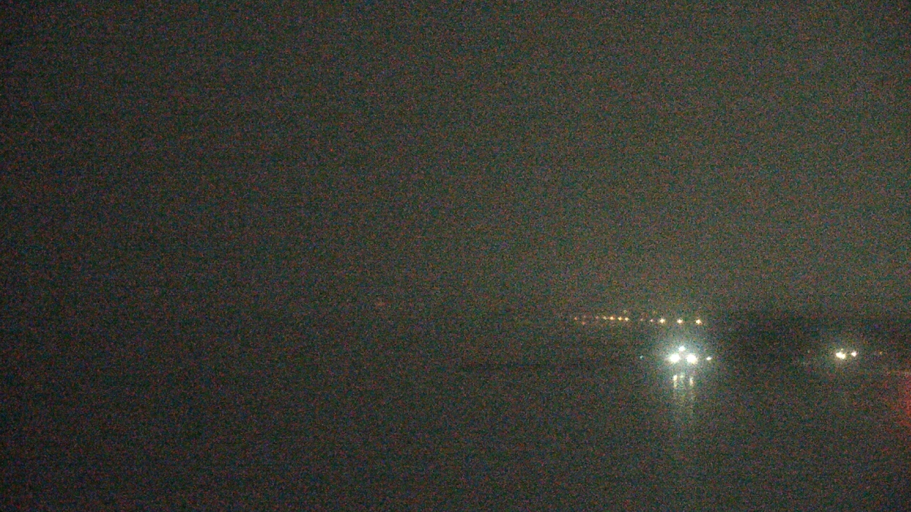 Thumbnail for current weather camera view from Northwestern University in Evanston, Illinois