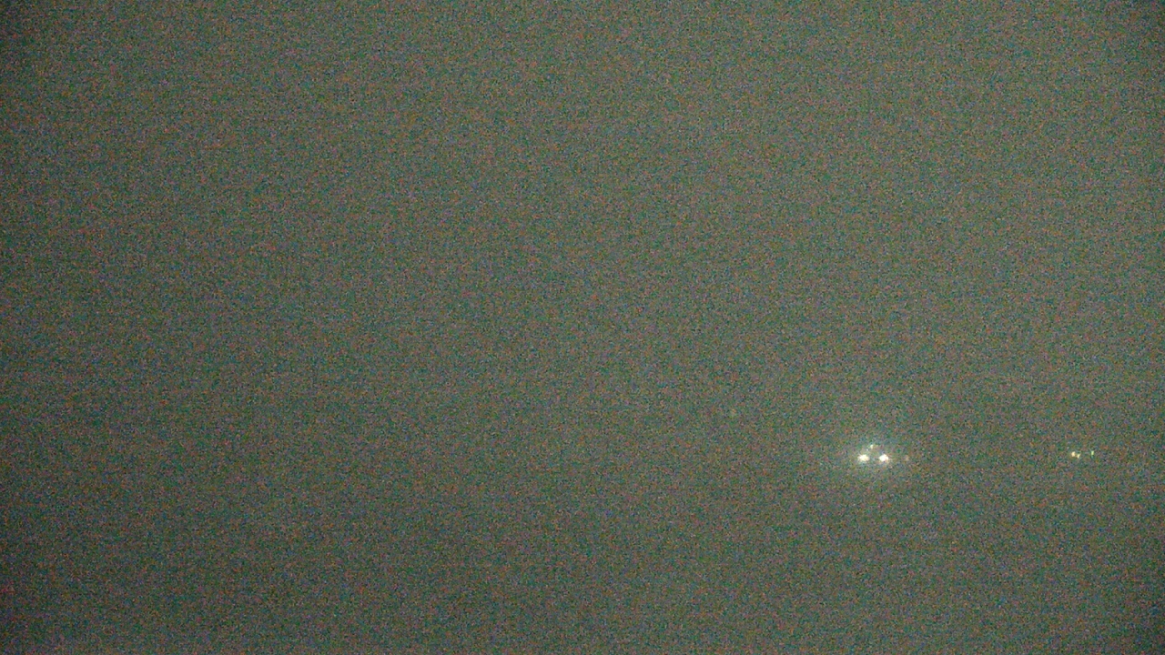 Thumbnail for current weather camera view from Northwestern University in Evanston, Illinois