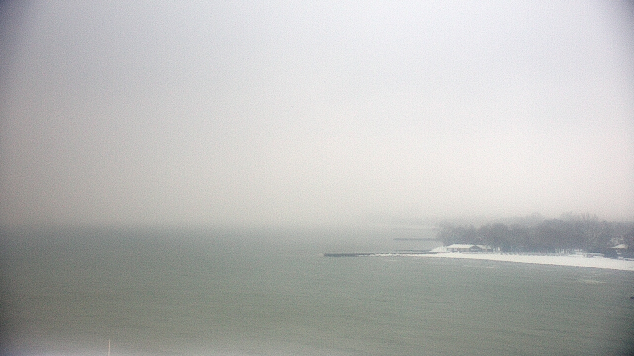 Thumbnail for current weather camera view from Northwestern University in Evanston, Illinois