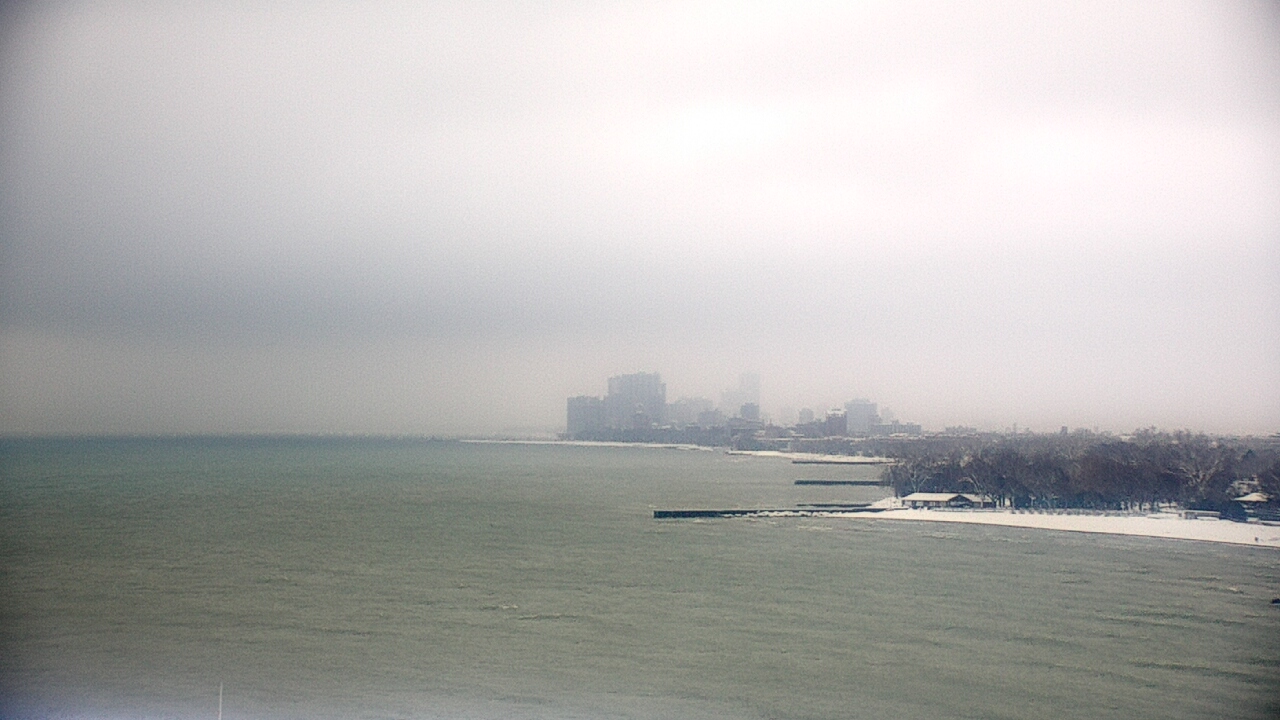 Thumbnail for current weather camera view from Northwestern University in Evanston, Illinois