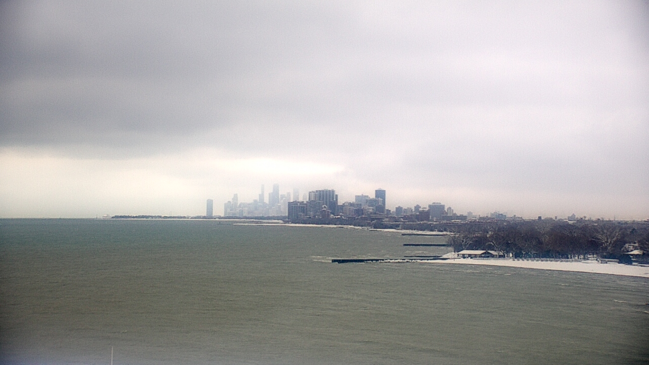 Thumbnail for current weather camera view from Northwestern University in Evanston, Illinois