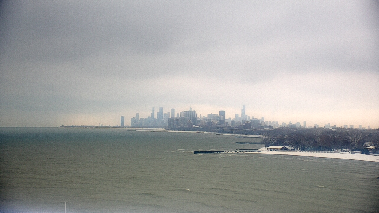 Thumbnail for current weather camera view from Northwestern University in Evanston, Illinois