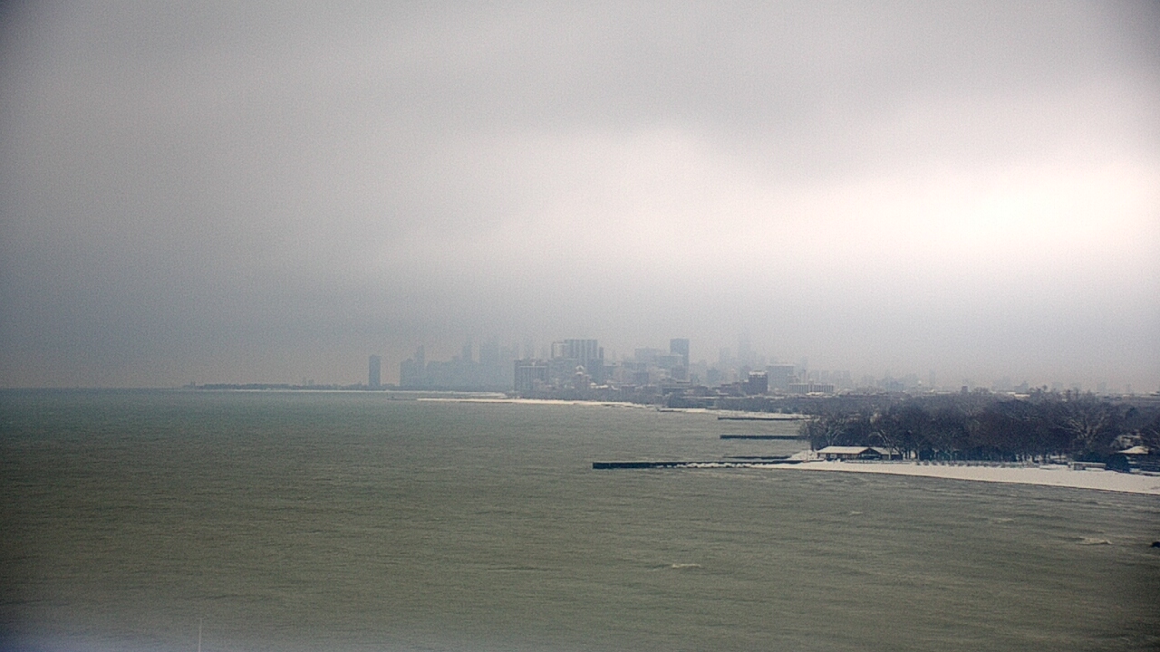 Thumbnail for current weather camera view from Northwestern University in Evanston, Illinois