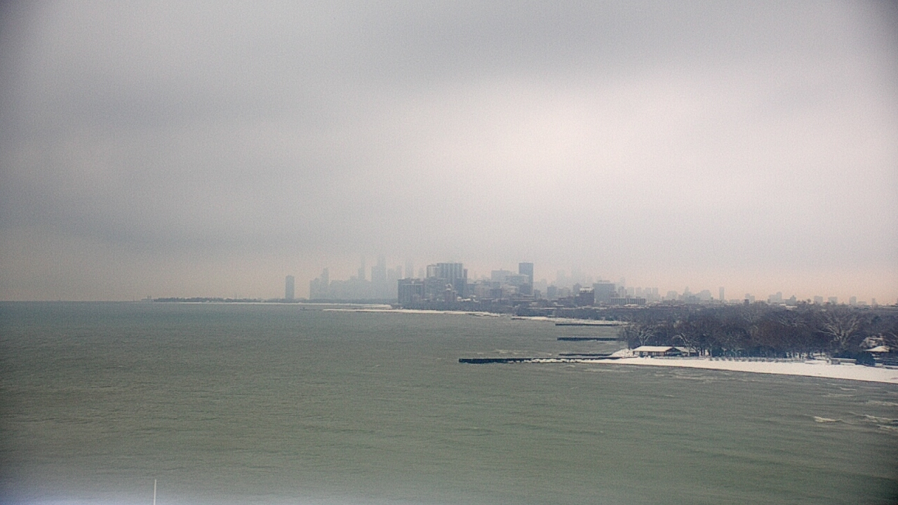 Thumbnail for current weather camera view from Northwestern University in Evanston, Illinois