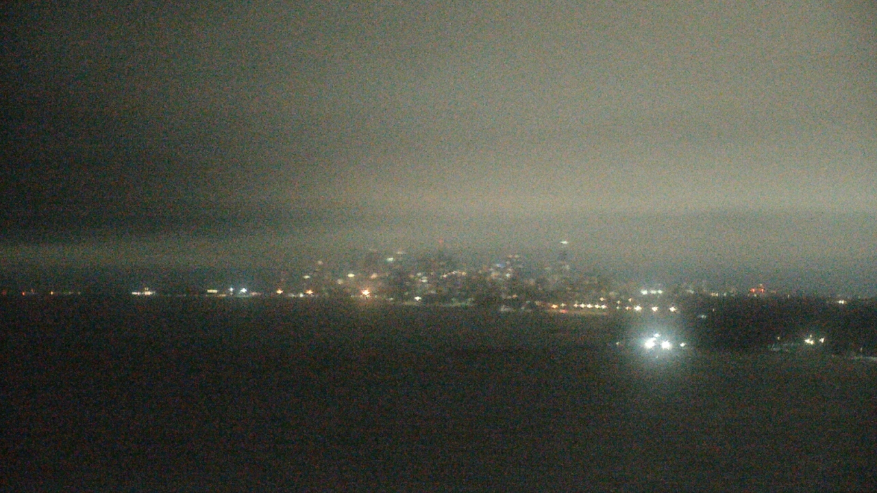 Thumbnail for current weather camera view from Northwestern University in Evanston, Illinois