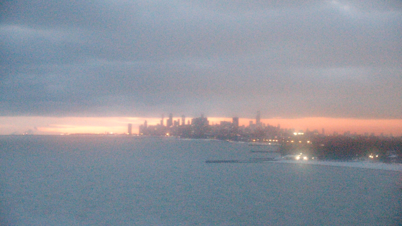 Thumbnail for current weather camera view from Northwestern University in Evanston, Illinois