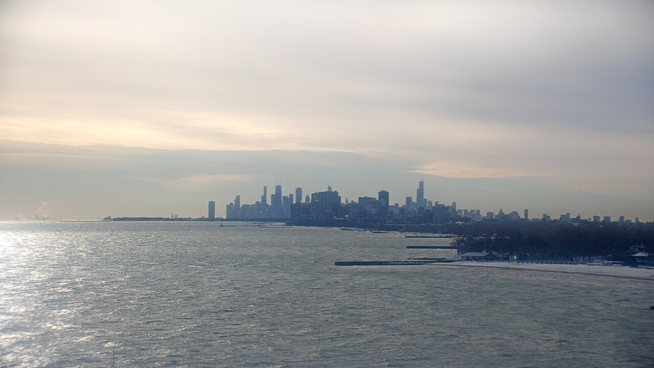 Thumbnail for current weather camera view from Northwestern University in Evanston, Illinois