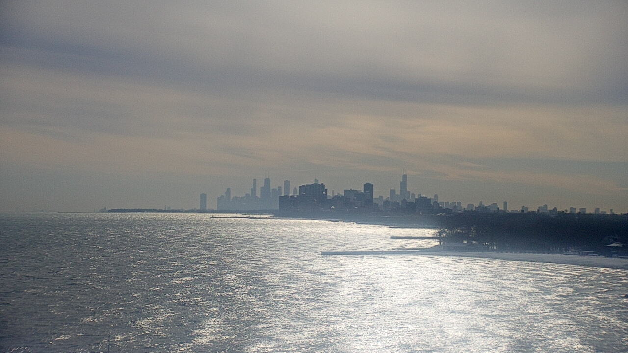 Thumbnail for current weather camera view from Northwestern University in Evanston, Illinois