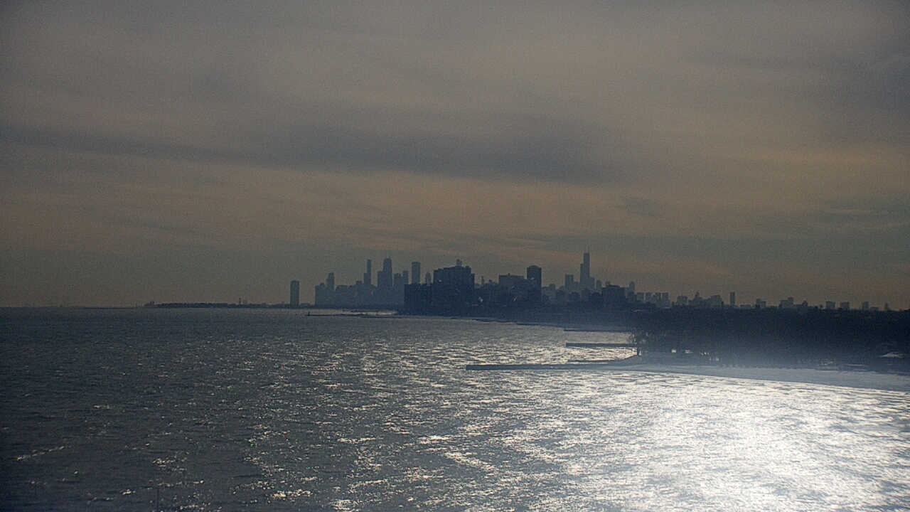 Thumbnail for current weather camera view from Northwestern University in Evanston, Illinois