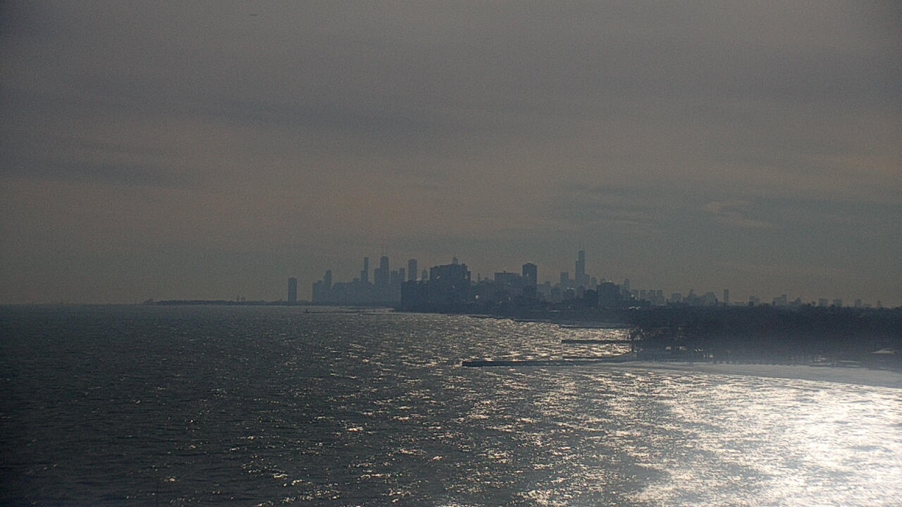 Thumbnail for current weather camera view from Northwestern University in Evanston, Illinois