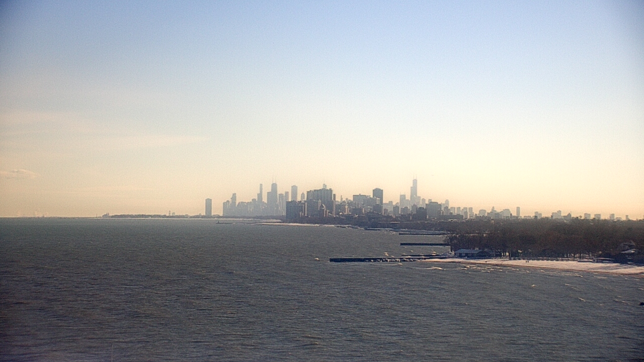 Thumbnail for current weather camera view from Northwestern University in Evanston, Illinois