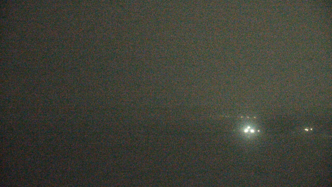 Thumbnail for current weather camera view from Northwestern University in Evanston, Illinois