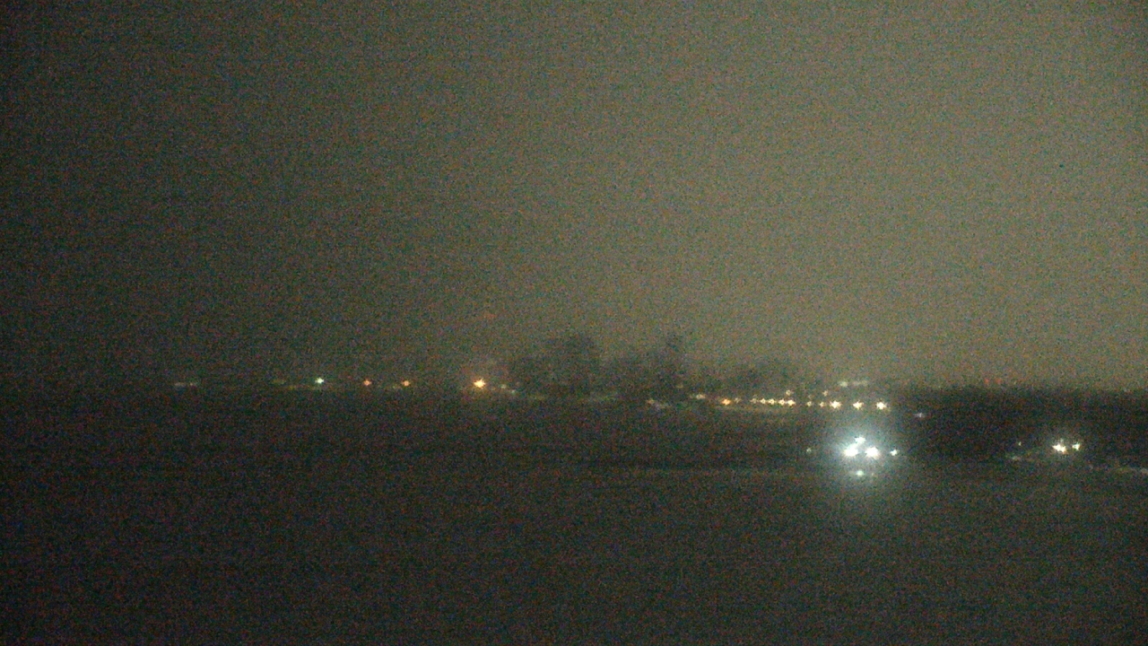 Thumbnail for current weather camera view from Northwestern University in Evanston, Illinois