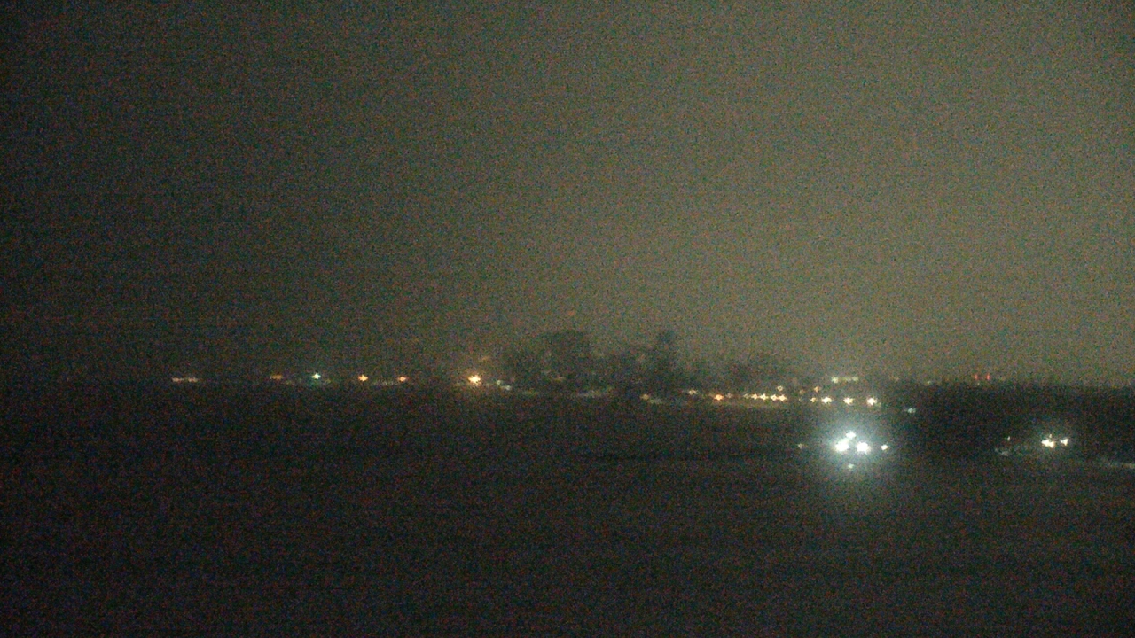 Thumbnail for current weather camera view from Northwestern University in Evanston, Illinois