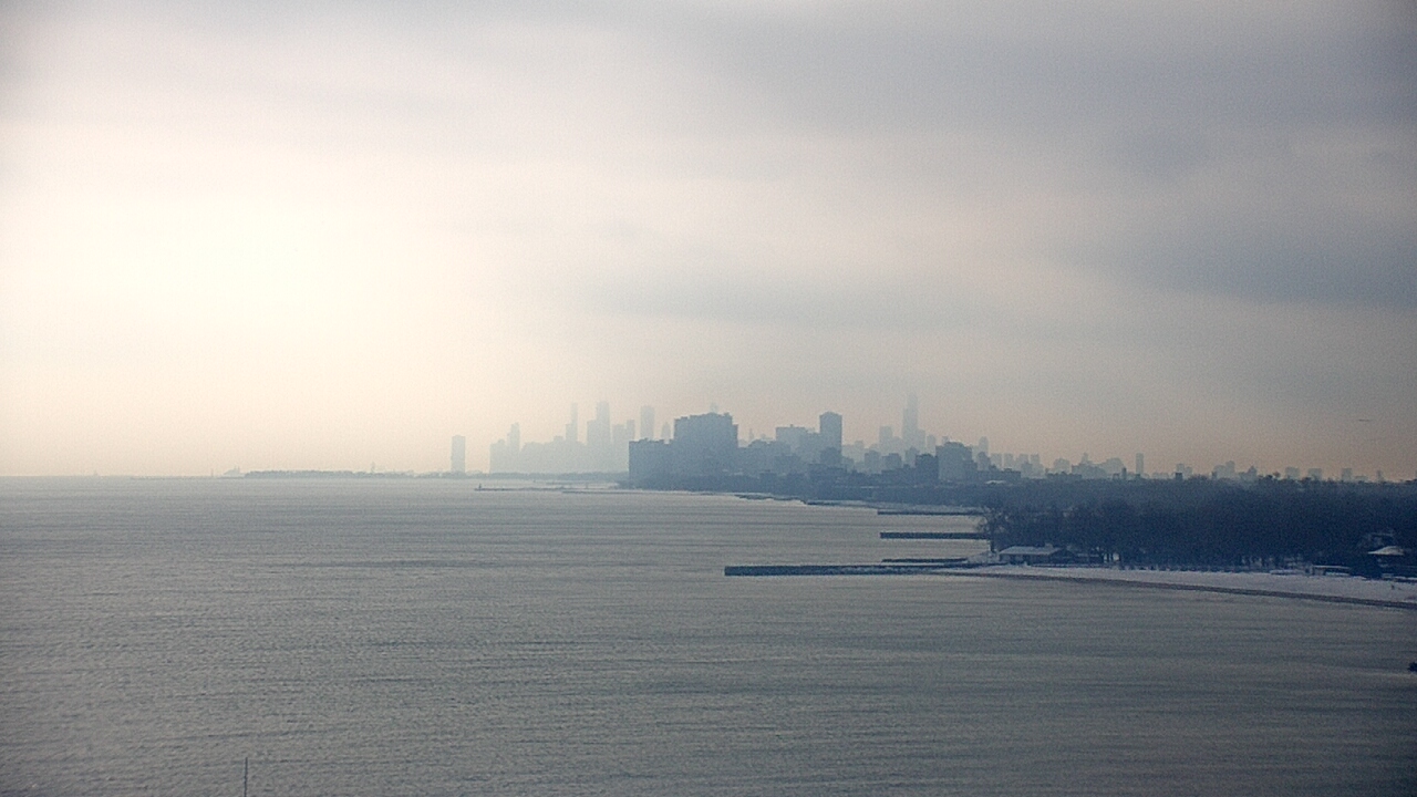 Thumbnail for current weather camera view from Northwestern University in Evanston, Illinois