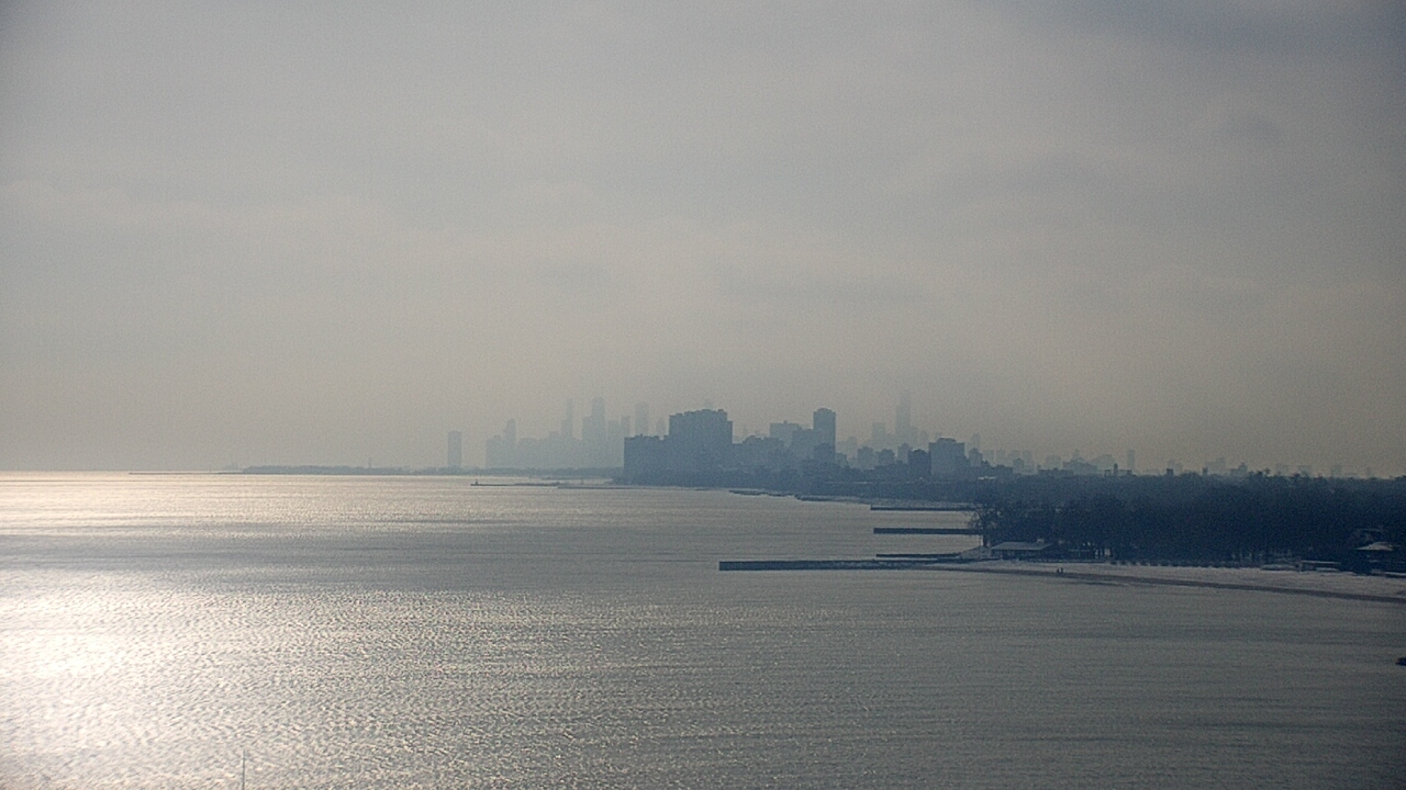 Thumbnail for current weather camera view from Northwestern University in Evanston, Illinois