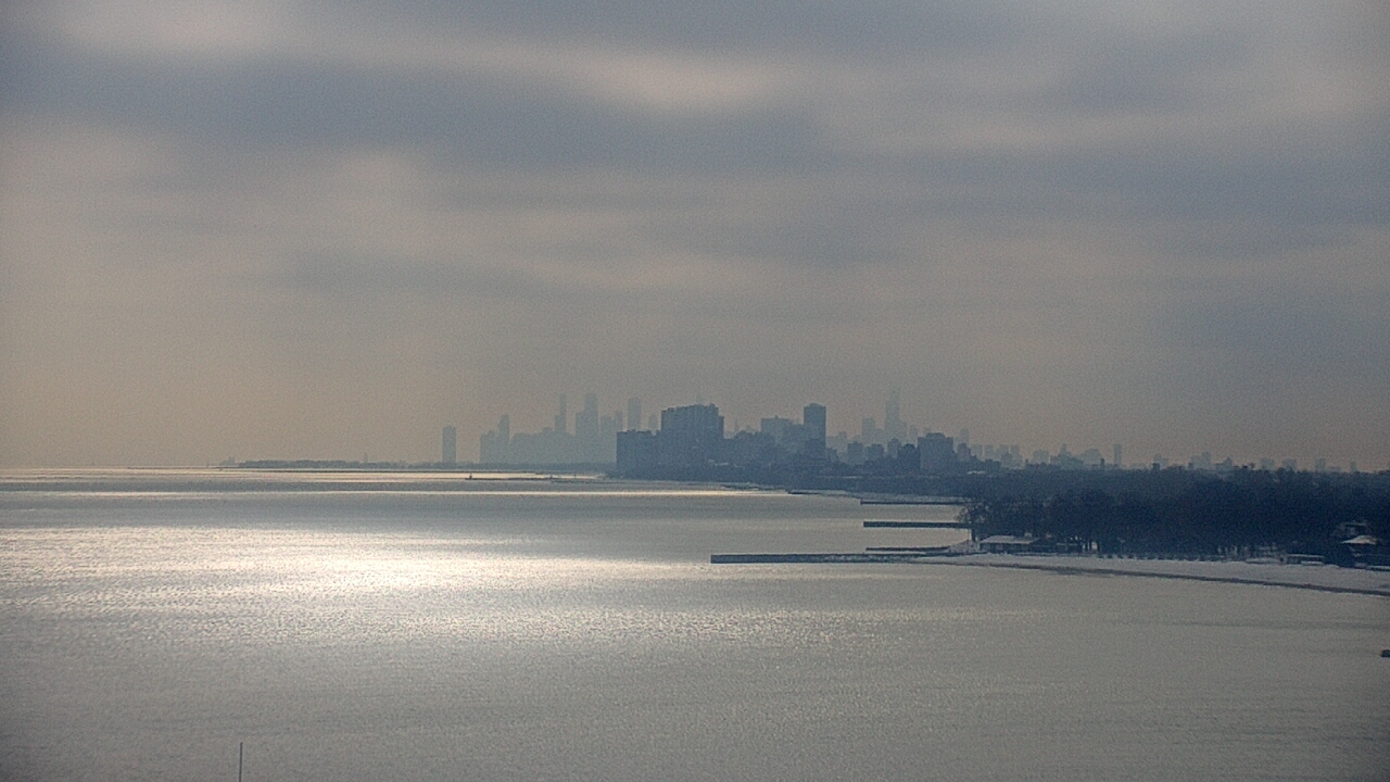 Thumbnail for current weather camera view from Northwestern University in Evanston, Illinois
