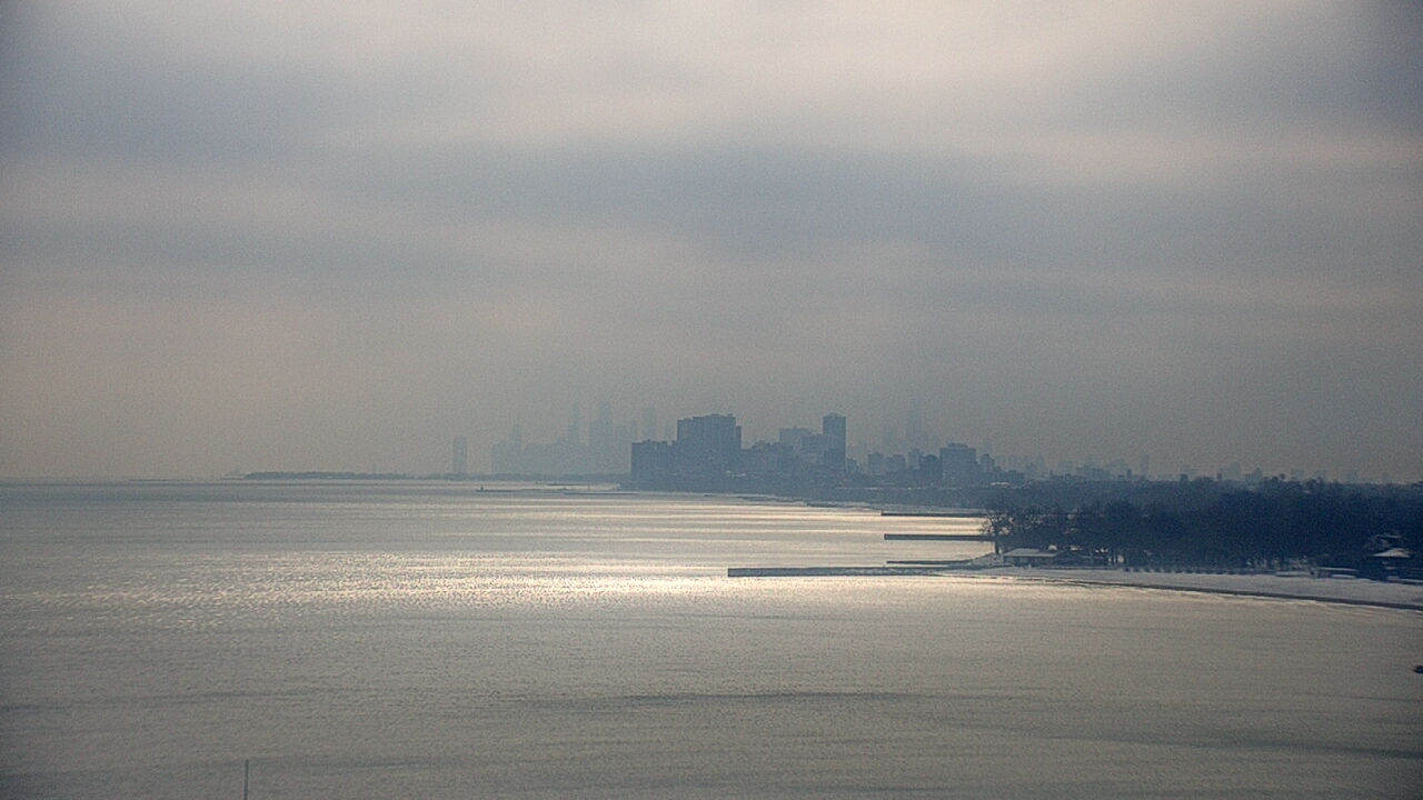 Thumbnail for current weather camera view from Northwestern University in Evanston, Illinois