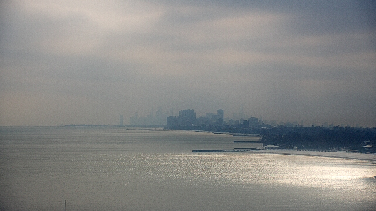 Thumbnail for current weather camera view from Northwestern University in Evanston, Illinois