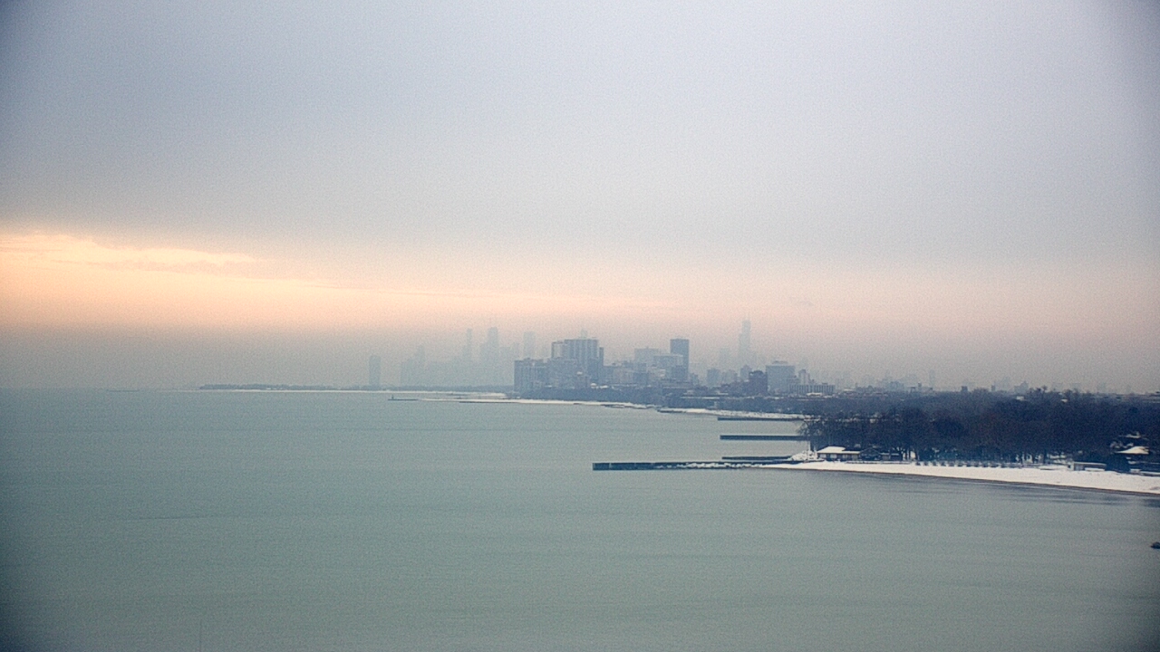 Thumbnail for current weather camera view from Northwestern University in Evanston, Illinois