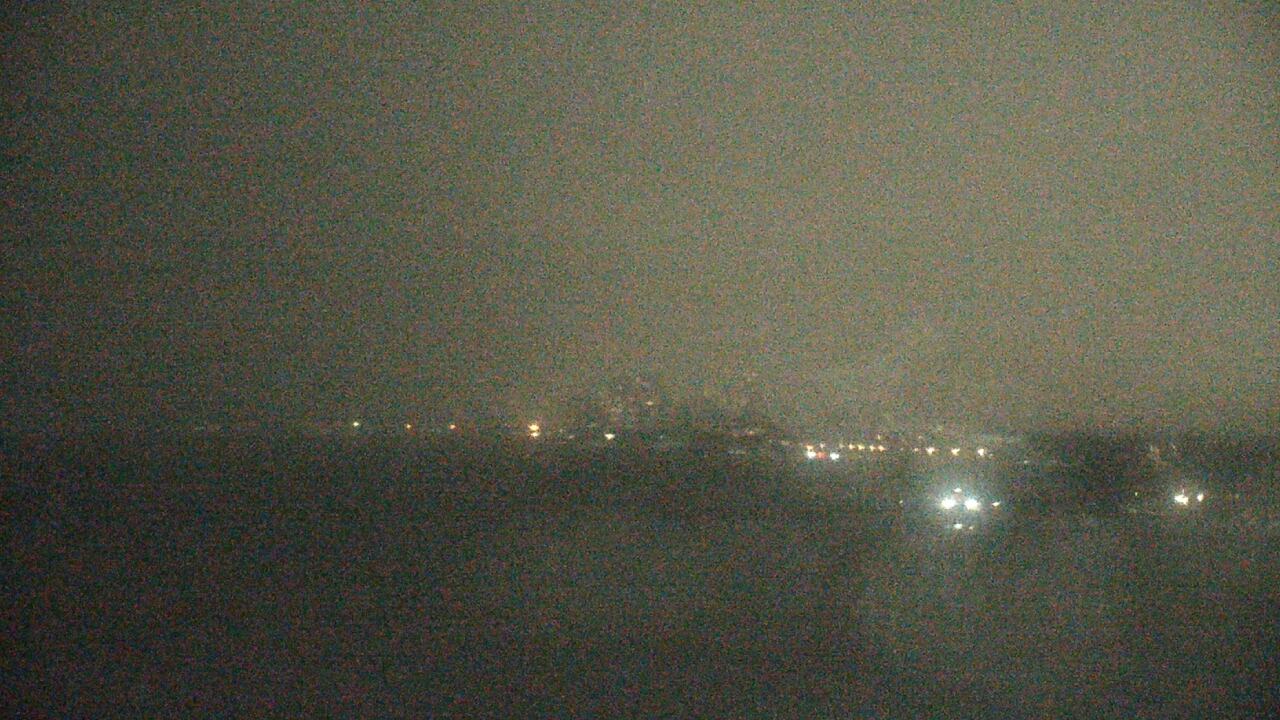 Thumbnail for current weather camera view from Northwestern University in Evanston, Illinois