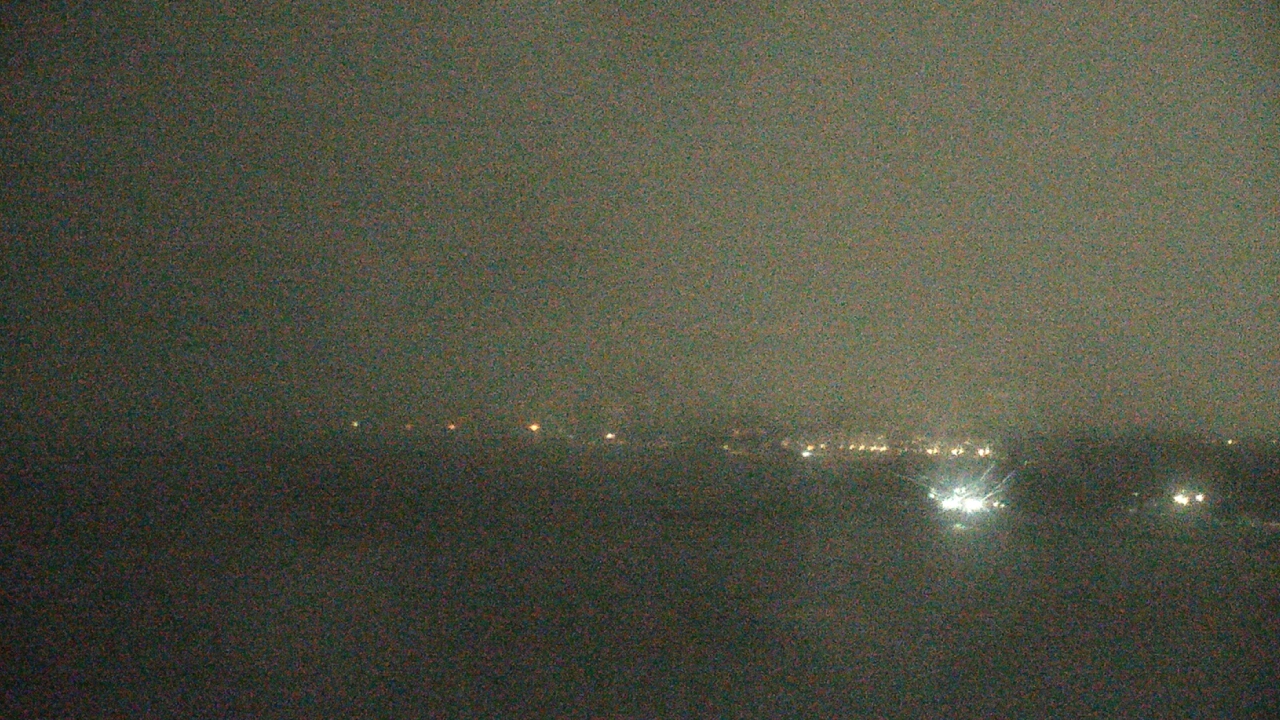 Thumbnail for current weather camera view from Northwestern University in Evanston, Illinois