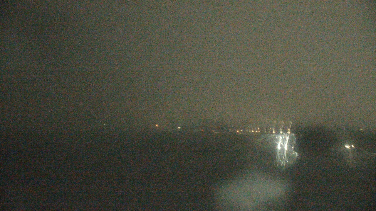 Thumbnail for current weather camera view from Northwestern University in Evanston, Illinois