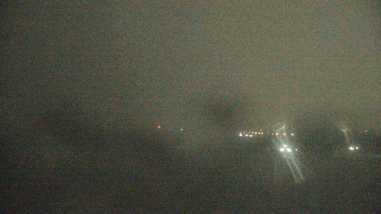 Thumbnail for current weather camera view from Northwestern University in Evanston, Illinois