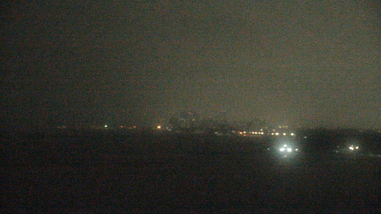 Thumbnail for current weather camera view from Northwestern University in Evanston, Illinois