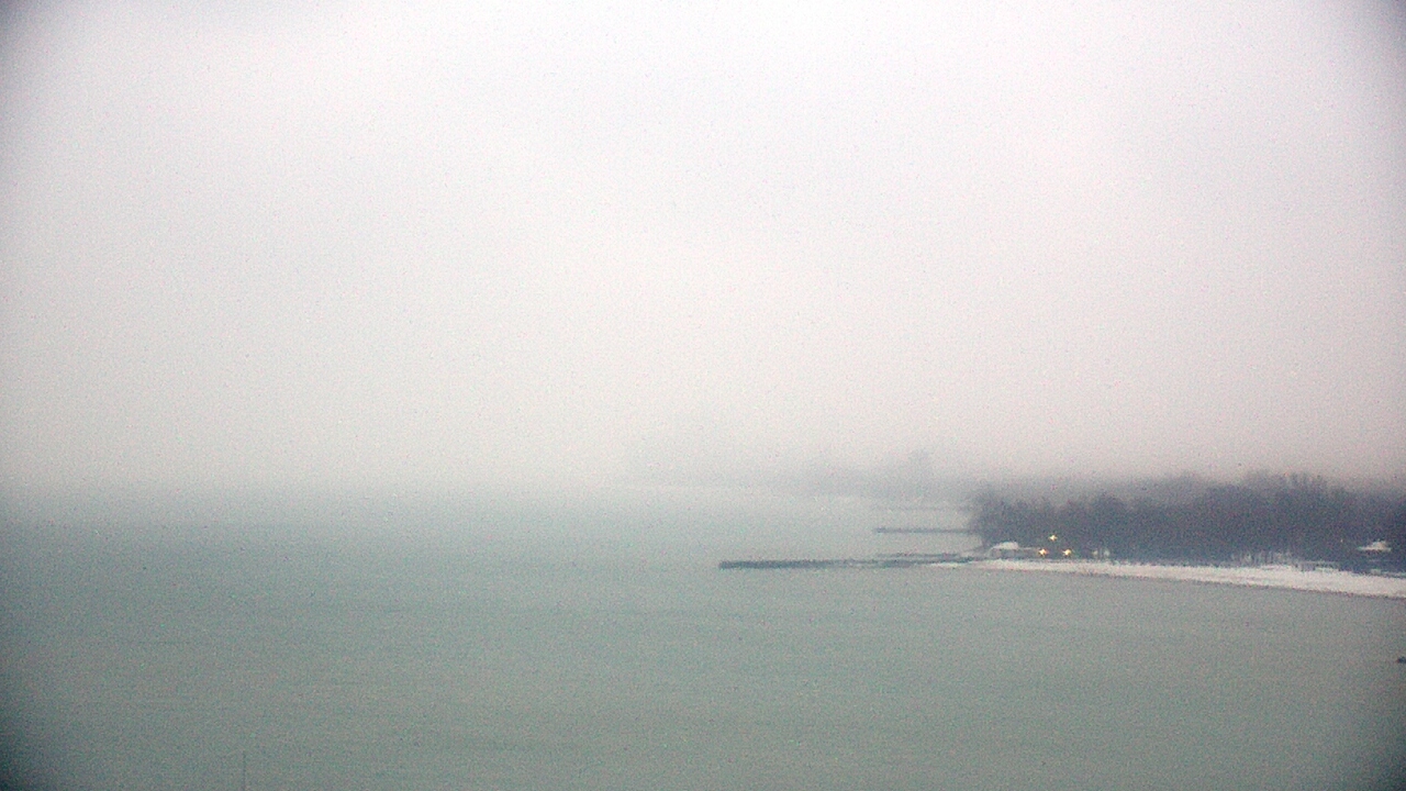 Thumbnail for current weather camera view from Northwestern University in Evanston, Illinois
