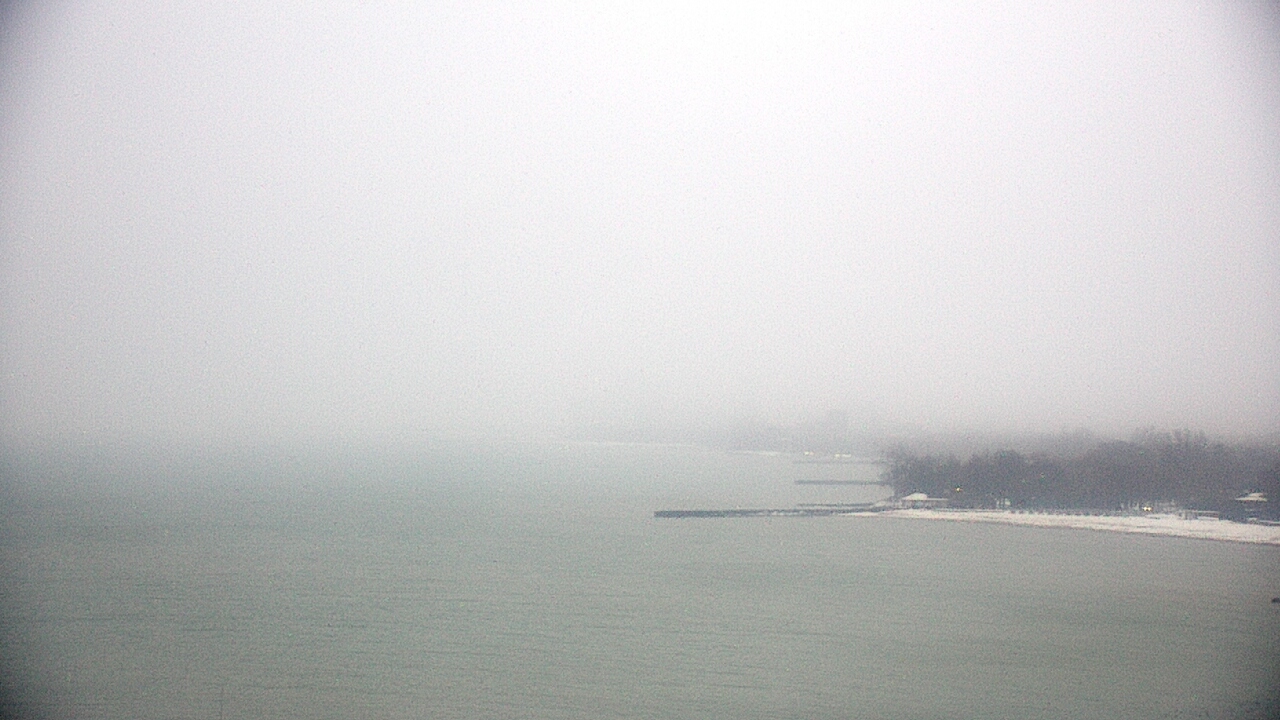 Thumbnail for current weather camera view from Northwestern University in Evanston, Illinois