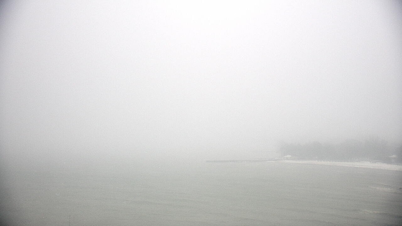 Thumbnail for current weather camera view from Northwestern University in Evanston, Illinois