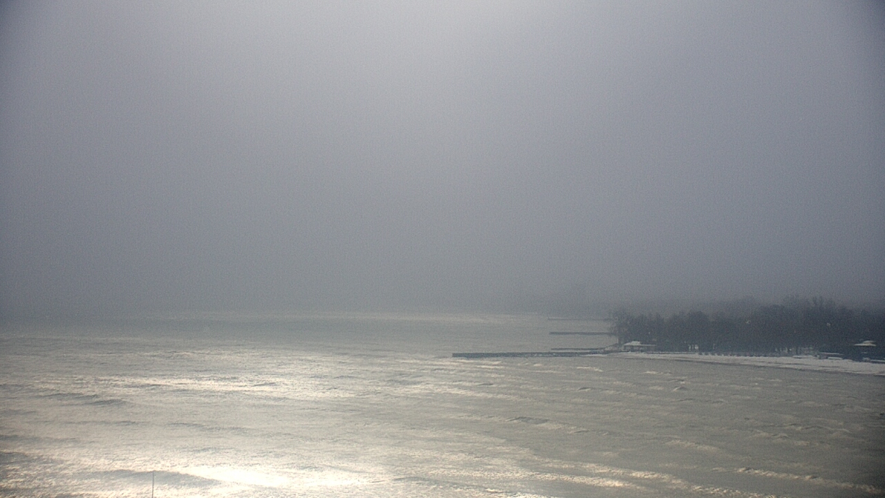 Thumbnail for current weather camera view from Northwestern University in Evanston, Illinois