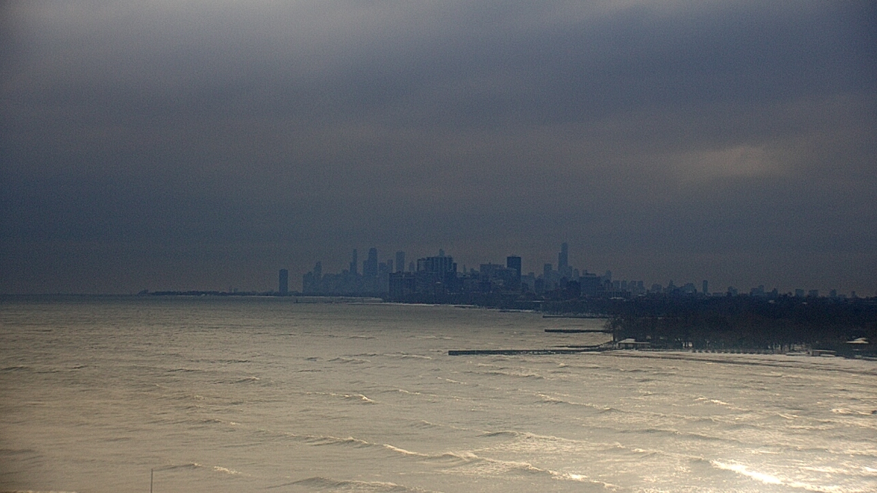 Thumbnail for current weather camera view from Northwestern University in Evanston, Illinois