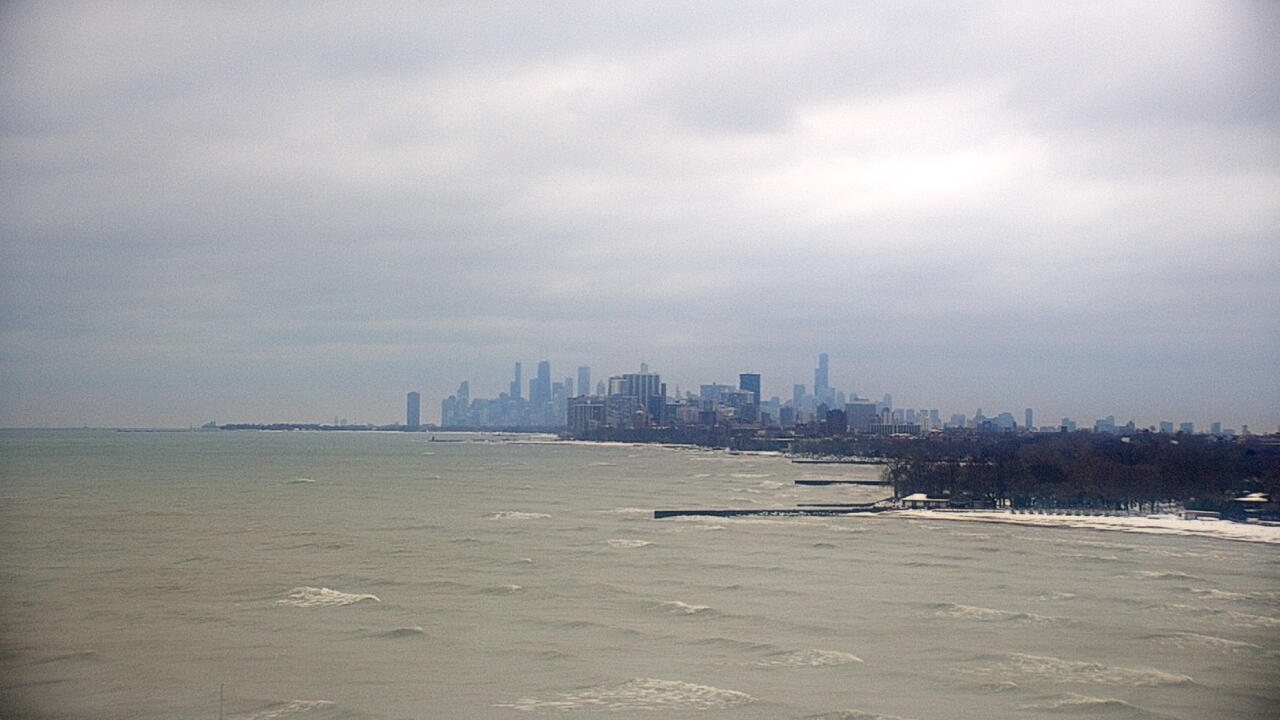 Thumbnail for current weather camera view from Northwestern University in Evanston, Illinois