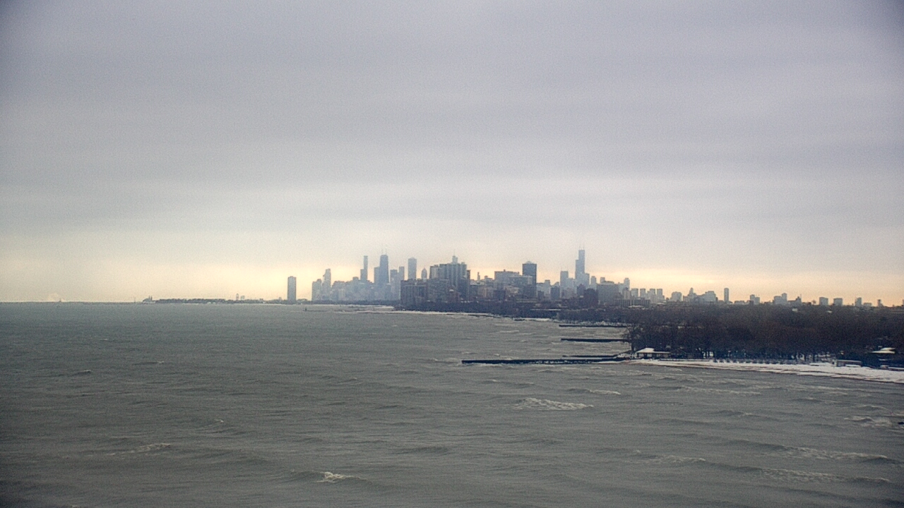 Thumbnail for current weather camera view from Northwestern University in Evanston, Illinois