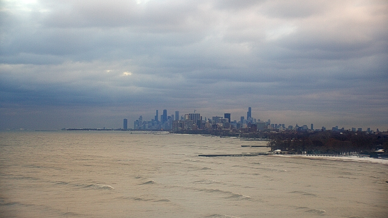 Thumbnail for current weather camera view from Northwestern University in Evanston, Illinois