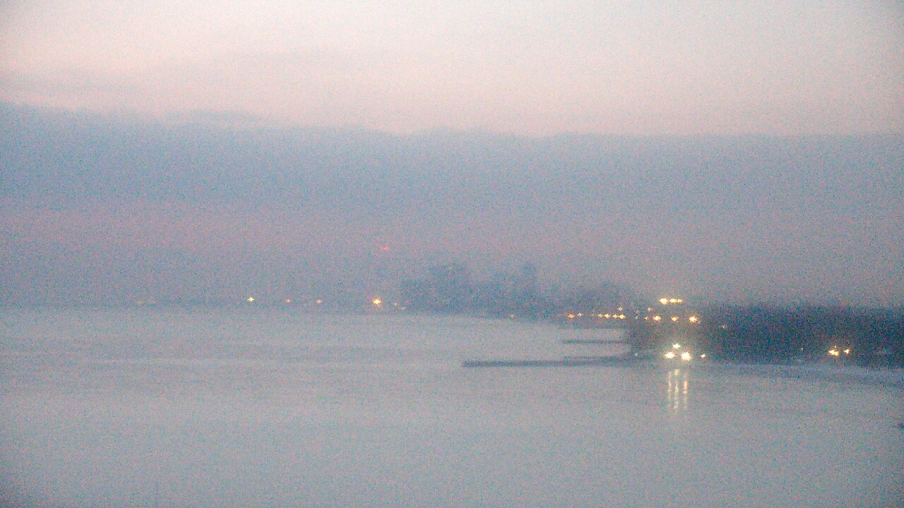 Thumbnail for current weather camera view from Northwestern University in Evanston, Illinois