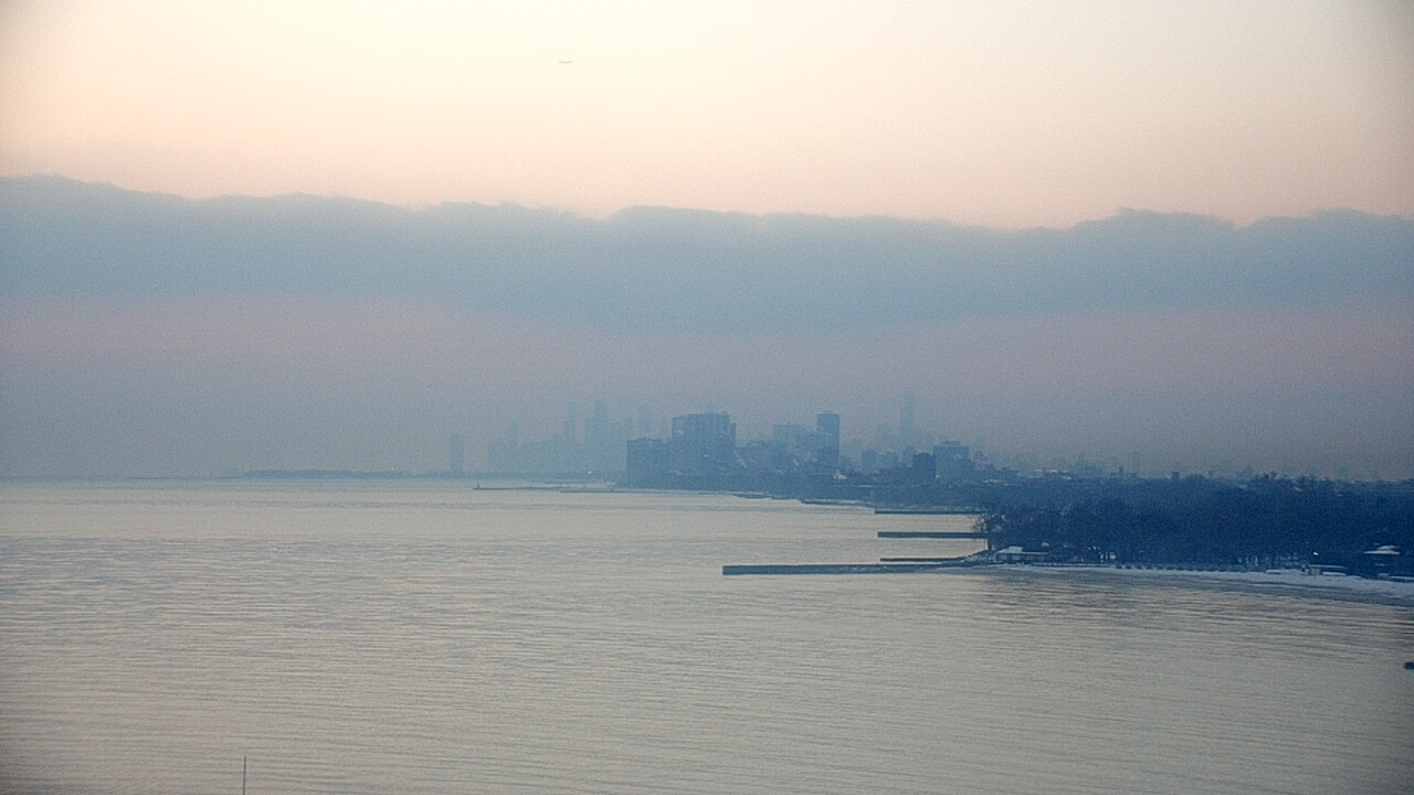 Thumbnail for current weather camera view from Northwestern University in Evanston, Illinois