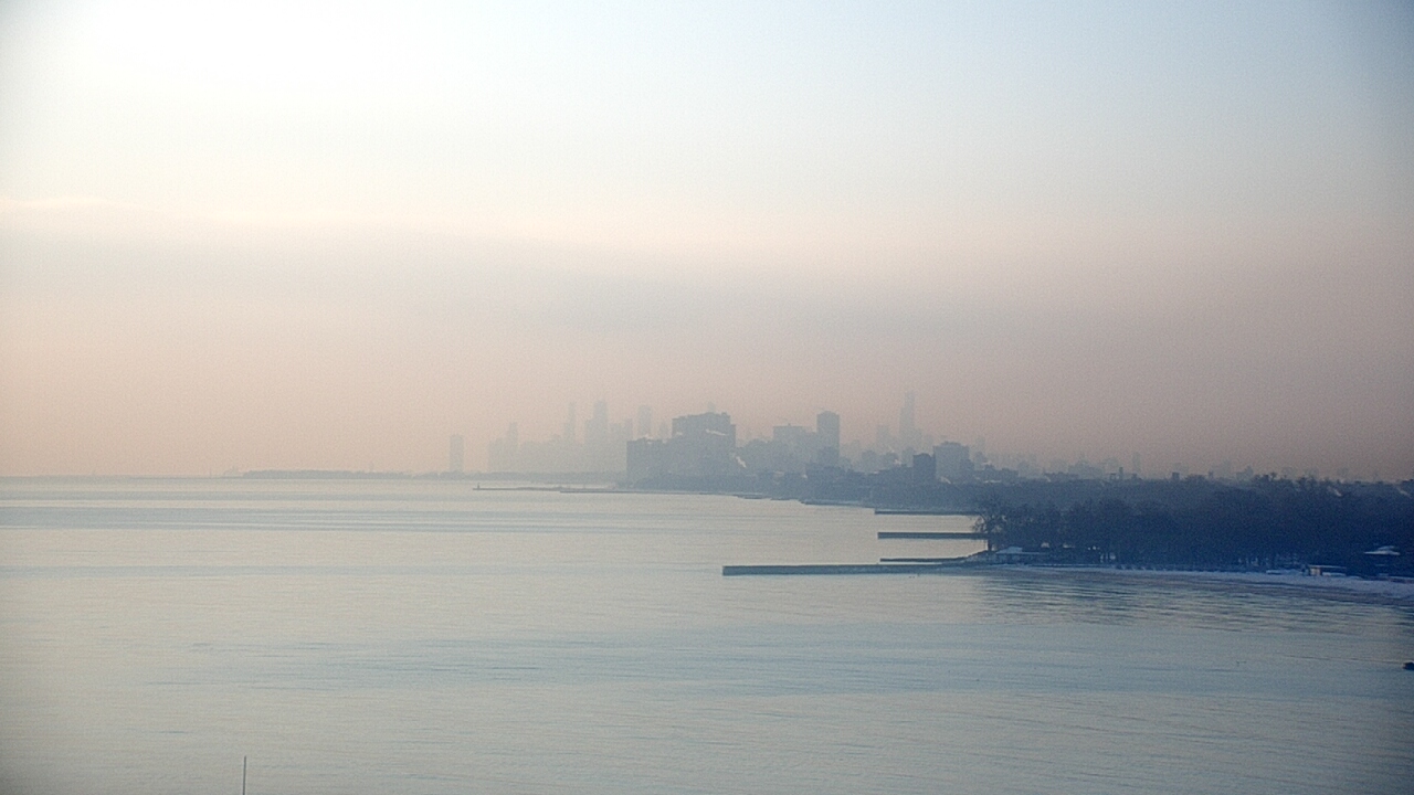 Thumbnail for current weather camera view from Northwestern University in Evanston, Illinois