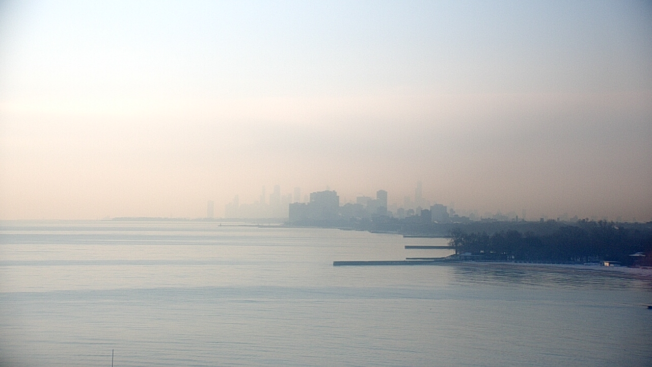 Thumbnail for current weather camera view from Northwestern University in Evanston, Illinois