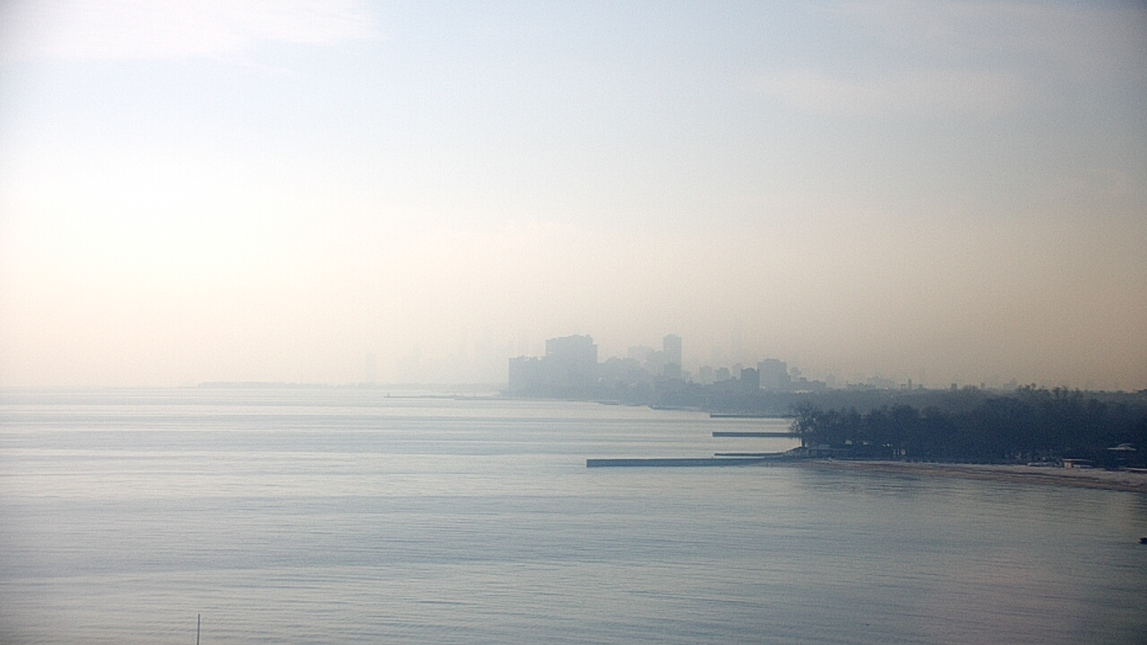 Thumbnail for current weather camera view from Northwestern University in Evanston, Illinois