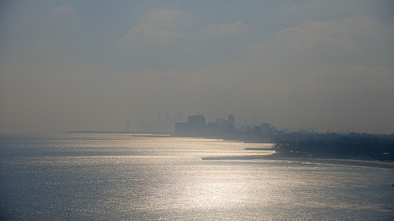 Thumbnail for current weather camera view from Northwestern University in Evanston, Illinois