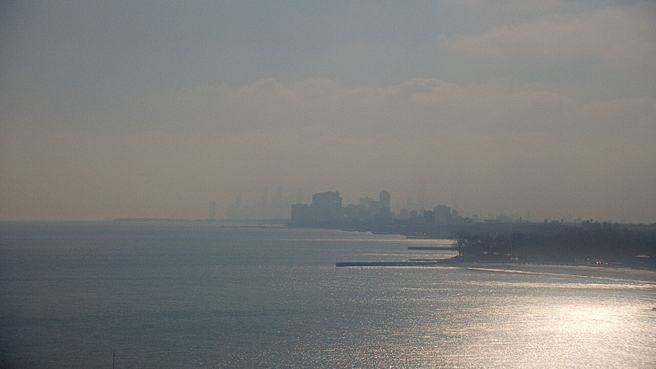 Thumbnail for current weather camera view from Northwestern University in Evanston, Illinois