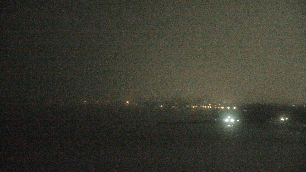 Thumbnail for current weather camera view from Northwestern University in Evanston, Illinois